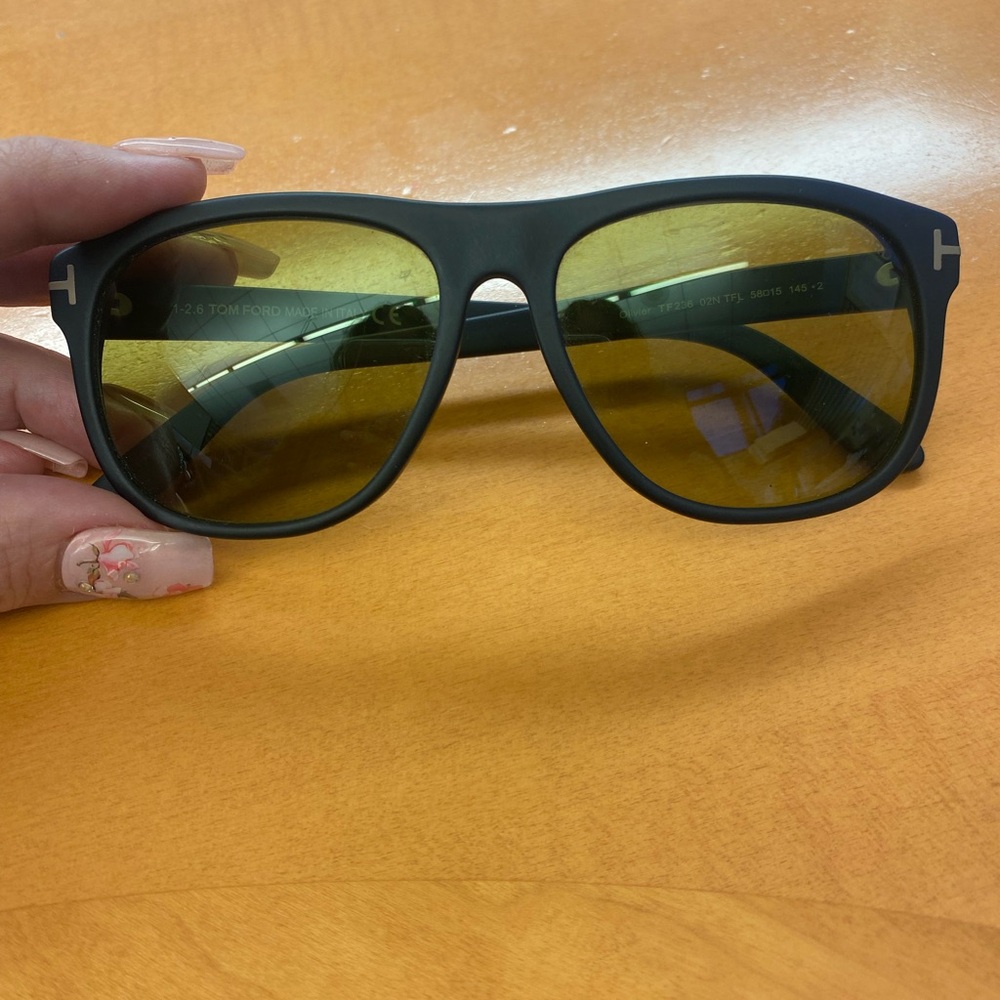 TOM FORD - Like NEW Black Sunglass Arms / Temples - Sleek Classic Style